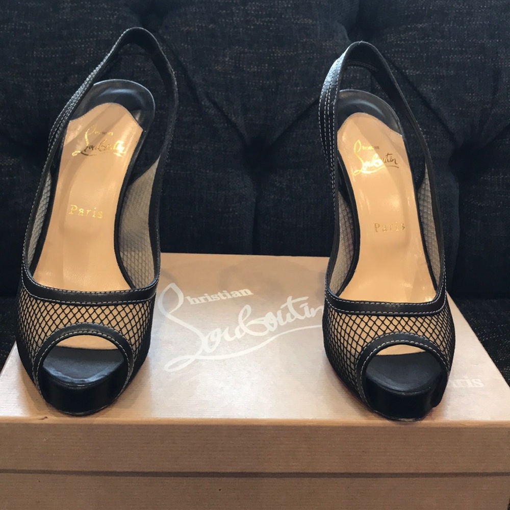 CHIRISTIAN LOUBOTIN SHOES.
